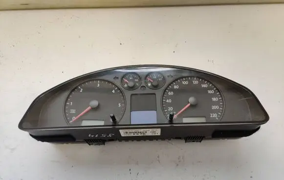 Volkswagen Transporter - Caravelle T5 Speedometer (instrument cluster) 7H0920861E VWZ7Z0H6754470 01060831549