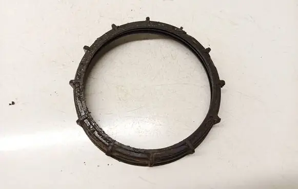 Ford Mondeo Mk III In tank fuel pump screw locking ring/nut 00071901