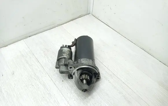 Mercedes-Benz C W204 Starter motor A0061512501 0001115047