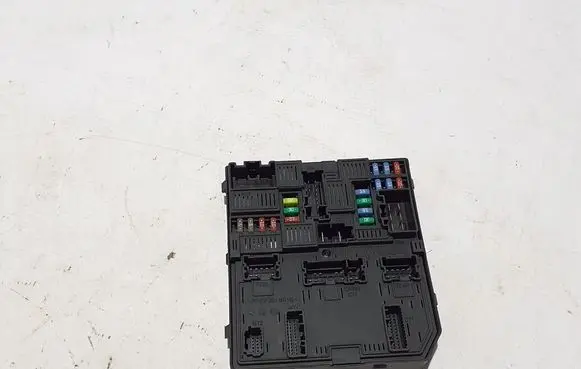 Renault Talisman Fuse module 284B66727R