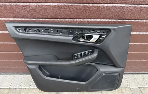 Porsche Macan (95B) Front door card panel trim 95B867011 95B971036R 95B971036