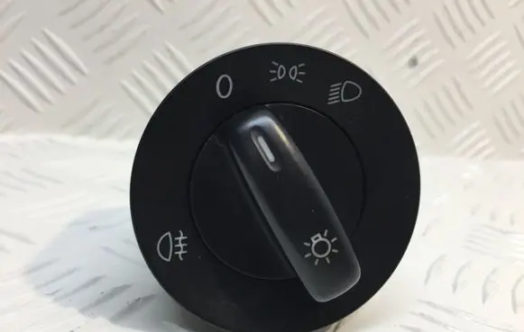 Volkswagen PASSAT B6 Light switch 1K0941431AH