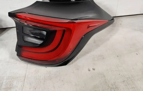Toyota Yaris XP210 Rear/tail lights V356015R