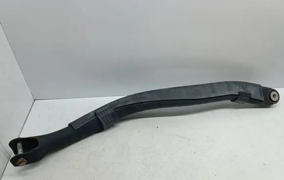 Rear control arm
