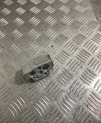 Audi A6 C7 Air conditioning (A/C) expansion valve 4G0820181A