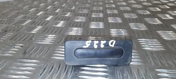 Citroen C4 Cactus Tailgate/trunk/boot open switch 