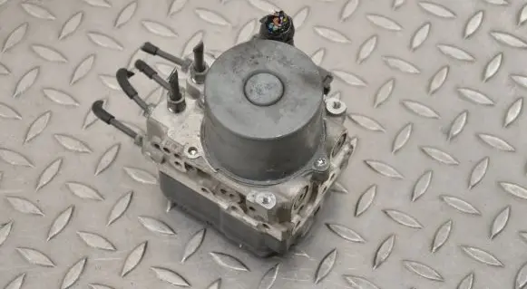 Mazda 6 ABS Pump 1338000660