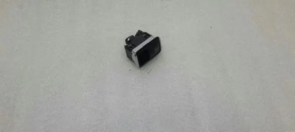Mercedes-Benz GLE (W166 - C292) Tailgate opening switch A1668707610