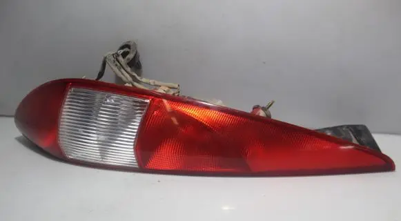Ford Mondeo Mk III Rear/tail lights