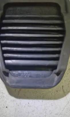 Volvo V40 Clutch pedal 3M512452