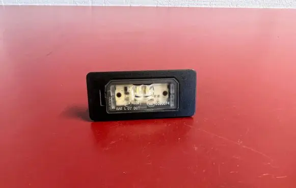 BMW X3 F25 Number plate light 7193293 63267193293