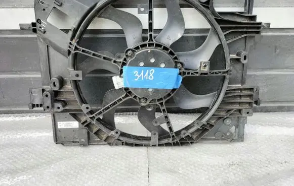 Renault Clio V Electric radiator cooling fan 214810411R
