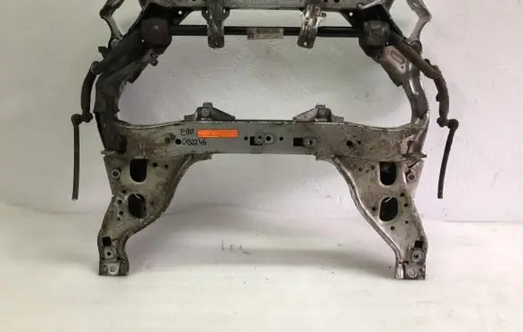 BMW 3 E90 E91 Front axle beam 6766286