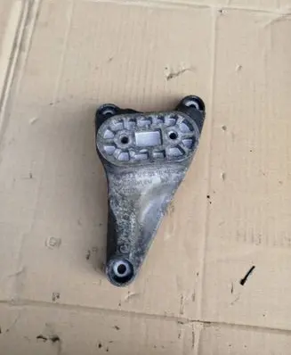 Audi A6 S6 C6 4F Gearbox mounting bracket 4F0399115AR