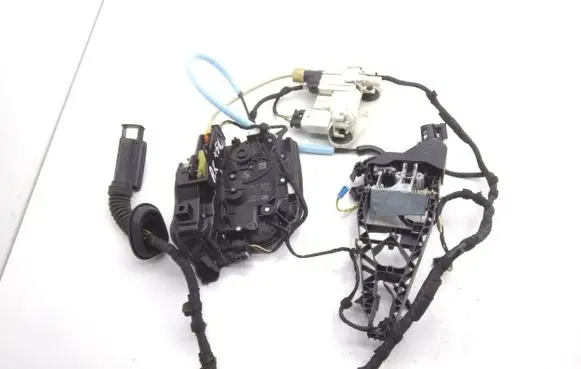 BMW X5 F15 Front door lock 5122728195312