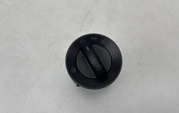 Volkswagen Polo Light switch 6Q0941531B