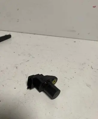Mercedes-Benz A W169 Camshaft position sensor A0051531328
