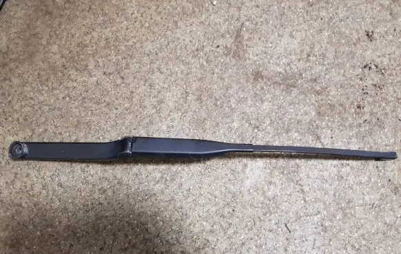 BMW 3 E36 Front wiper blade arm 61618361391