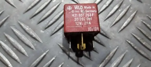 Volkswagen Golf III Other relay 431951253f 20202001