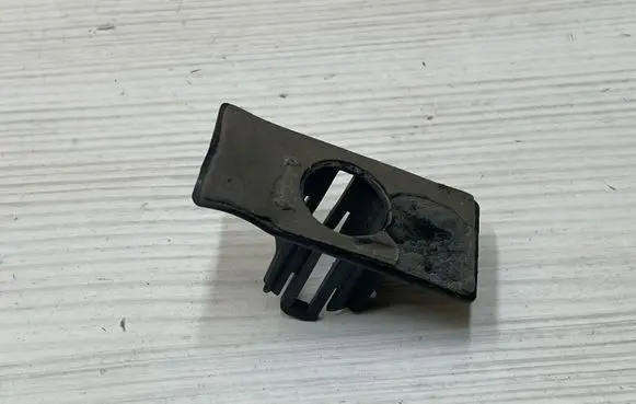 Volkswagen Sharan Front parking sensor holder (PDC) 7N0919491