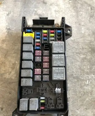 KIA Sorento Fuse module 911603E050