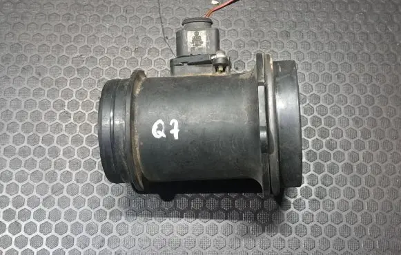 Audi Q7 4L Mass air flow meter 1J0973705