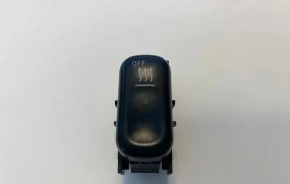 Mercedes-Benz G W461 W463 1st Gen Windscreen/window heater switch 501846