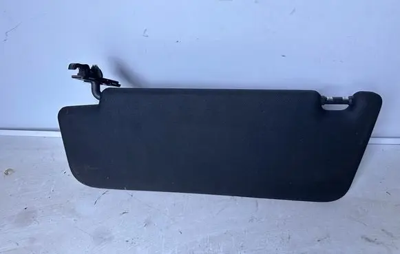 Sun visor