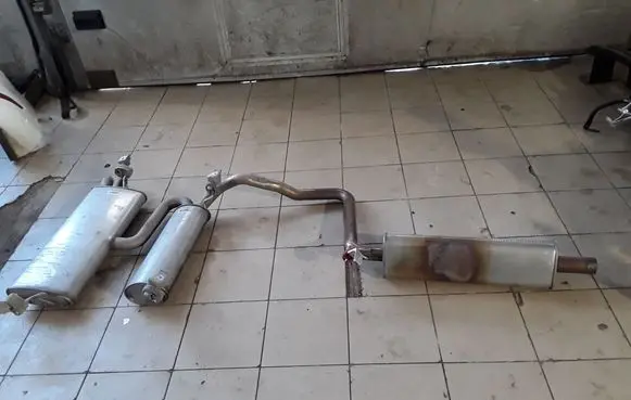 Muffler/silencer