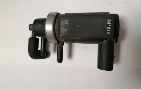 Audi A6 S6 C5 4B Turbo solenoid valve 059906627B 72290322