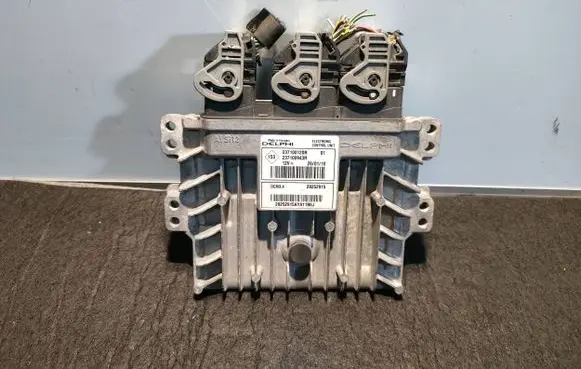 Renault Megane III Engine control unit/module 237100943R 28252915 237100120R
