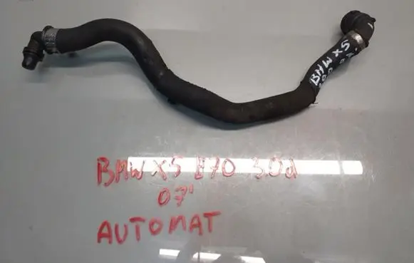 BMW X5 E70 Engine coolant pipe/hose