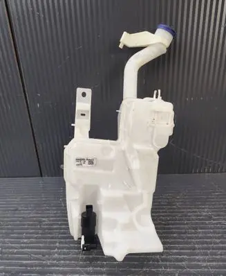 Opel Mokka B Windshield washer fluid reservoir/tank 9828456480