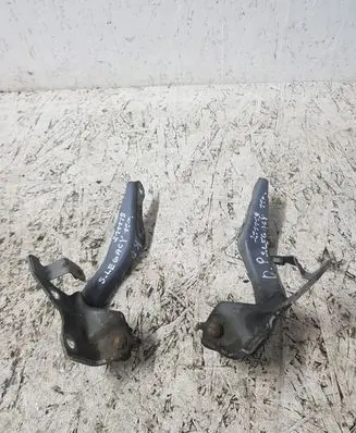 Subaru Legacy Engine bonnet/hood hinges