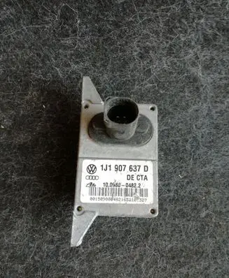 Volkswagen Golf IV ESP acceleration yaw rate sensor 1J1907637D