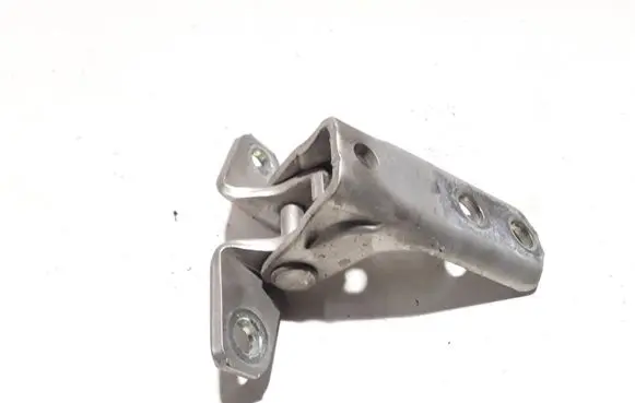 Citroen C-Crosser Rear door lower hinge