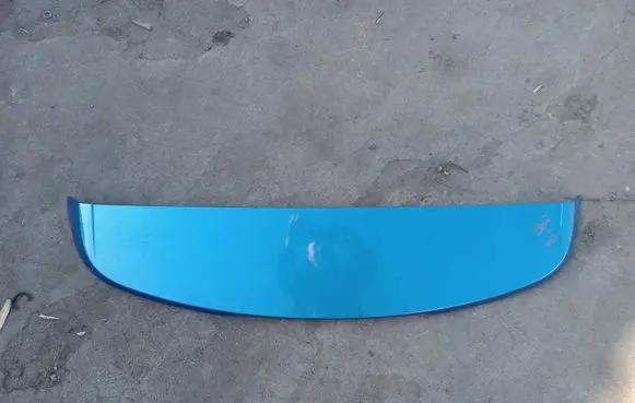 Tailgate/trunk spoiler
