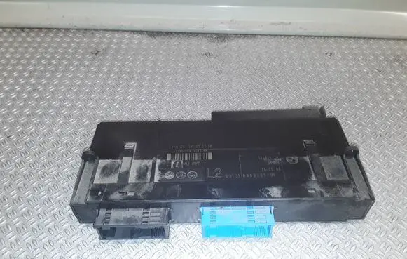 BMW 1 E81 E87 Comfort/convenience module 532304D09 6983305 0213648
