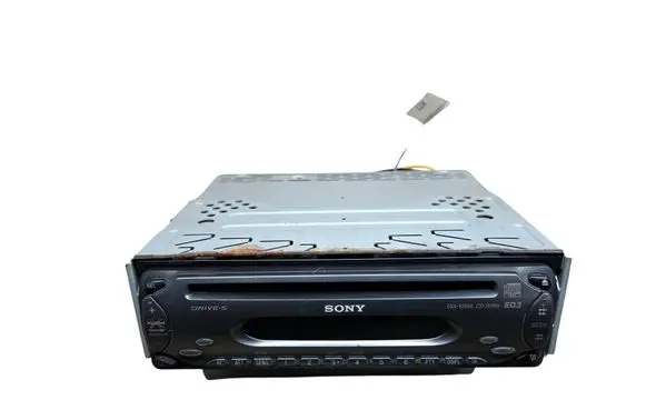 Volkswagen PASSAT B5 Radio/CD/DVD/GPS head unit CDXS2000 CDX-S2000 Sony