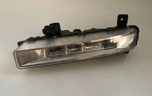 BMW 5 G30 G31 Front fog light 7349132 89250241