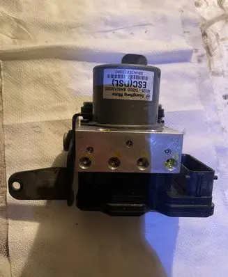 SsangYong Korando ABS Pump 5WY7F19E BH6013C000