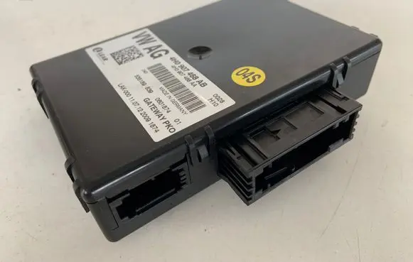 Audi A8 S8 D4 4H Gateway control module 4H0907468AB 4H0907468AA