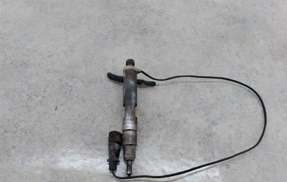 Volkswagen II LT Fuel injector 074130202P