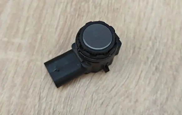 BMW 5 G30 G31 G38 Parking PDC sensor 9827032