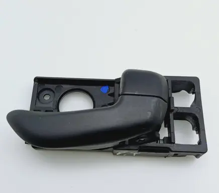 Hyundai i10 Front door interior handle 826230X000