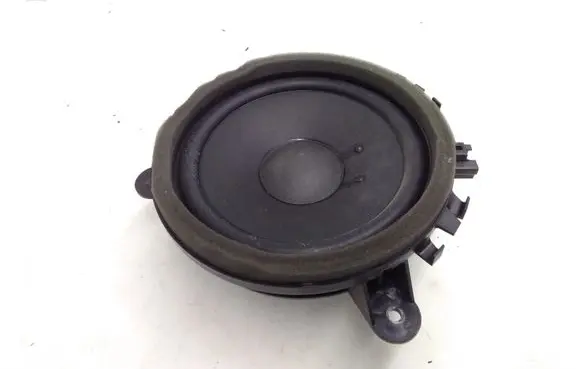 Volvo XC70 Front door speaker 30657445