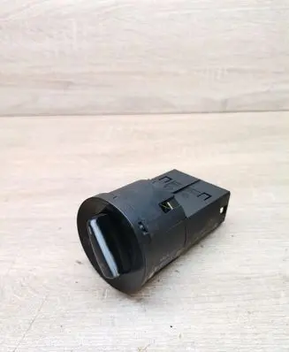 Volkswagen PASSAT B5 Light switch 1C0941531