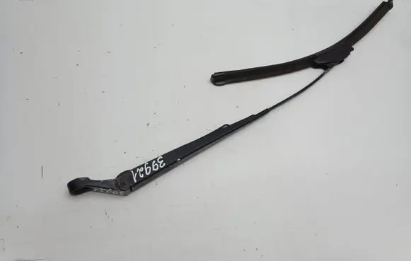 Volkswagen Fox Front wiper blade arm 5Z0955409A