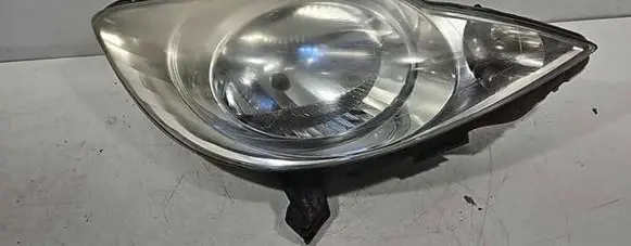 Peugeot 107 Headlight/headlamp 811100H030 89033104 17502A0112