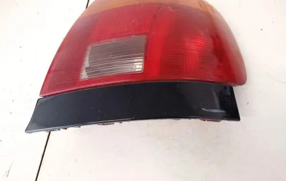 Audi A4 S4 B5 8D Rear/tail lights 8d0945096